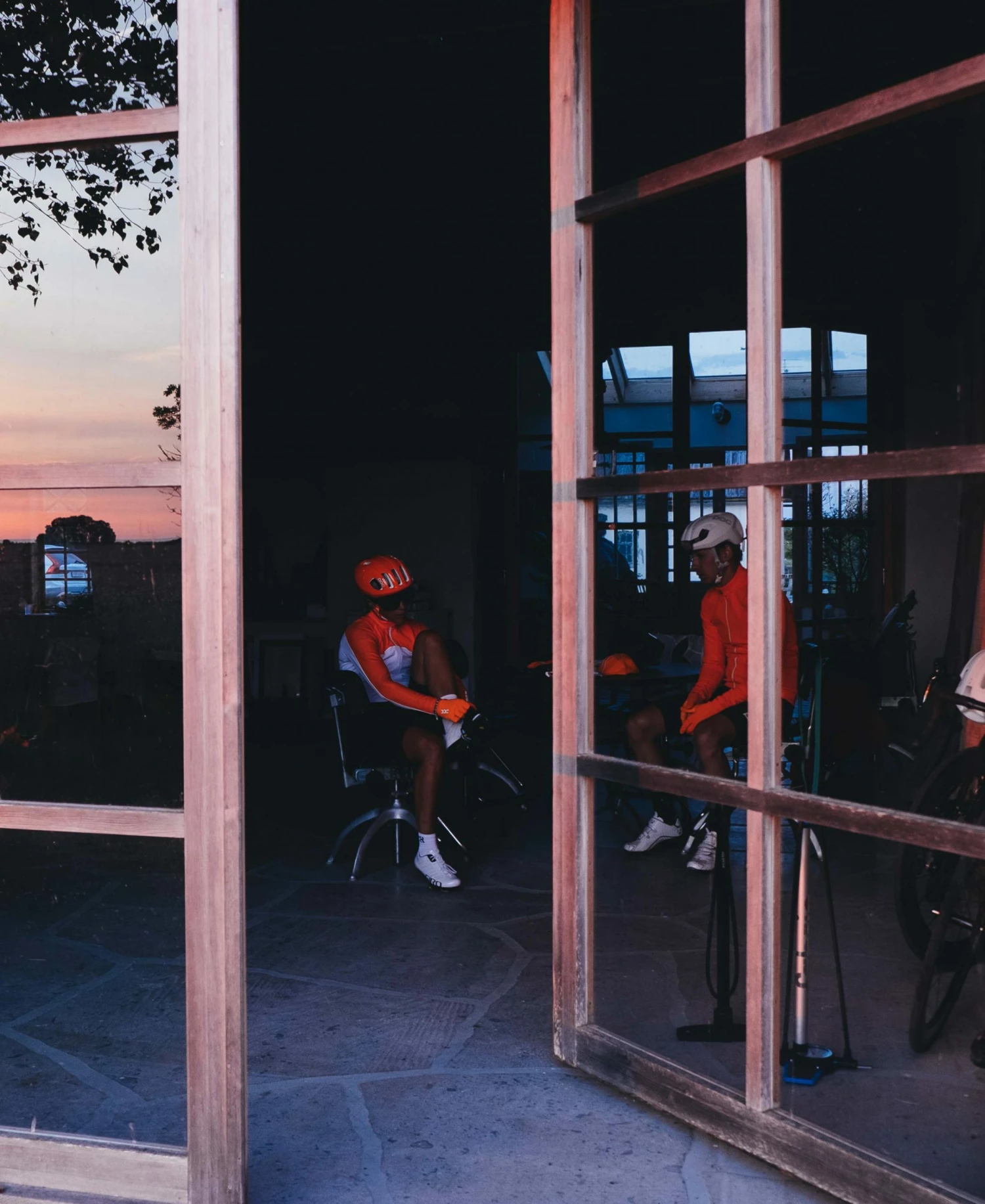 POC AVIP Glove Short Accessories 6 POC AVIP Glove Short Accessories