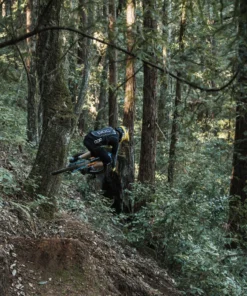 POC Apparel Essential DH LS Jersey 11 POC Apparel Essential DH LS Jersey