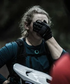 POC Resistance Pro DH Glove